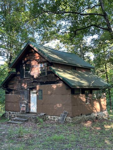 2325 Six Ridge Road, Drasco, AR 72530