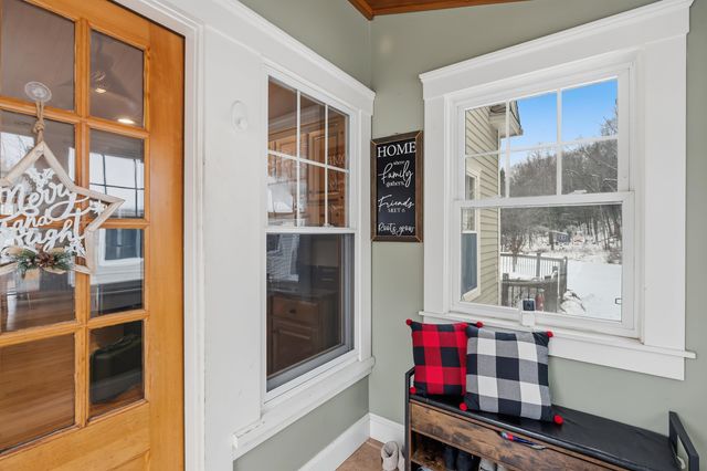 46 Noyes Road, Londonderry, NH 03053