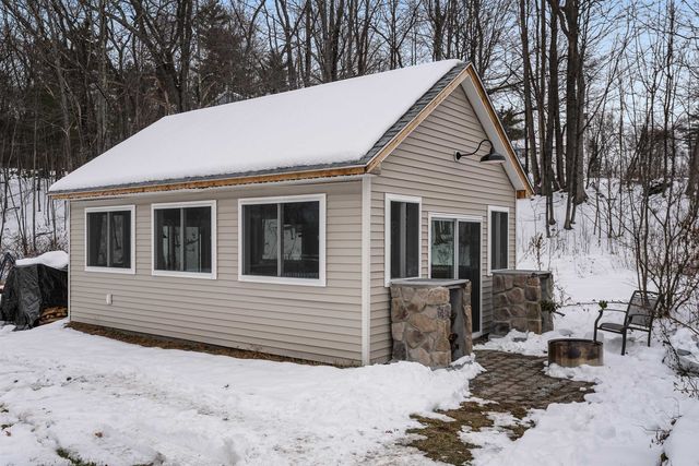 46 Noyes Road, Londonderry, NH 03053