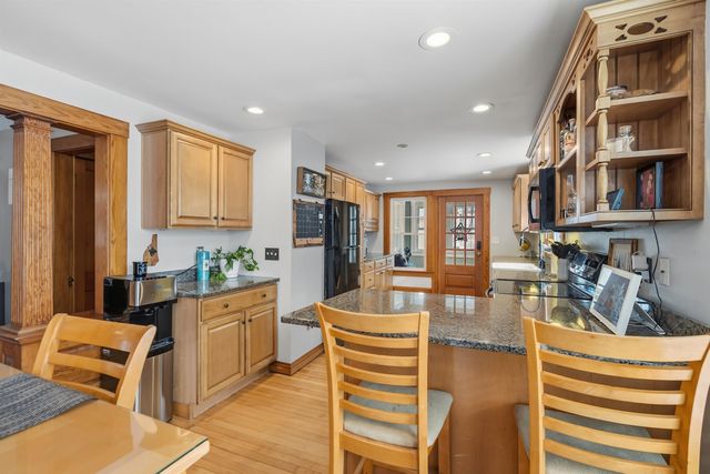 46 Noyes Road, Londonderry, NH 03053