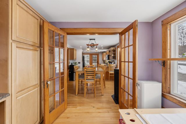 46 Noyes Road, Londonderry, NH 03053