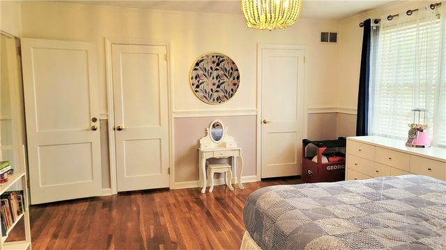 1400 E Cherokee Drive, Waycross, GA 31501