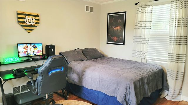 1400 E Cherokee Drive, Waycross, GA 31501