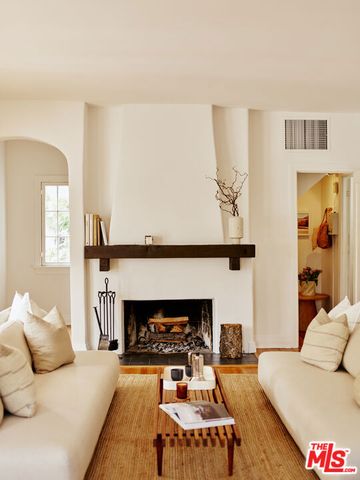 1323 Indiana Avenue, South Pasadena, CA 91030