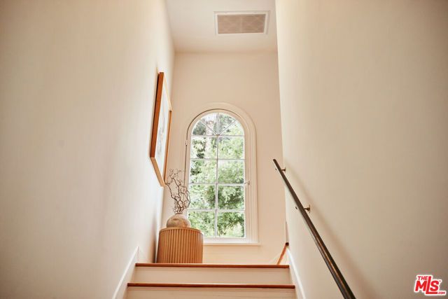 1323 Indiana Avenue, South Pasadena, CA 91030