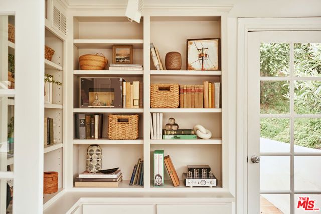 1323 Indiana Avenue, South Pasadena, CA 91030