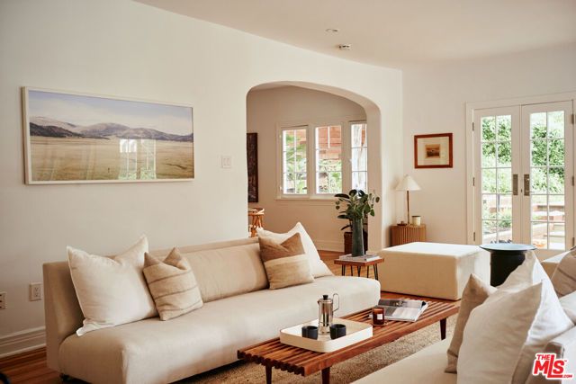 1323 Indiana Avenue, South Pasadena, CA 91030