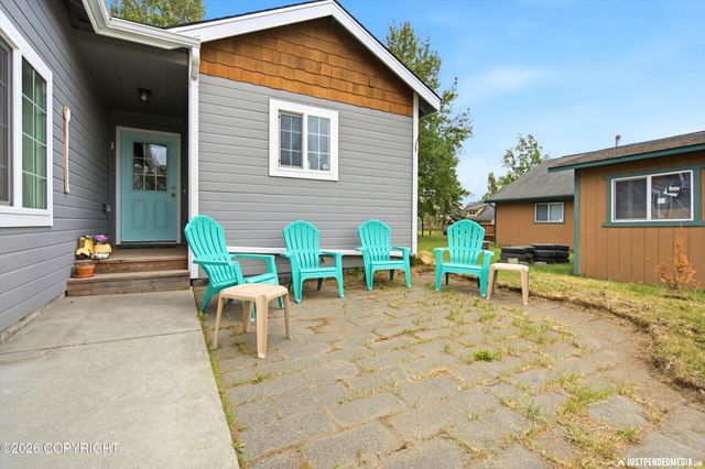1171 S Irwin Road, Palmer, AK 99645