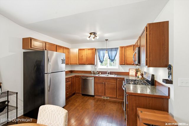 1171 S Irwin Road, Palmer, AK 99645