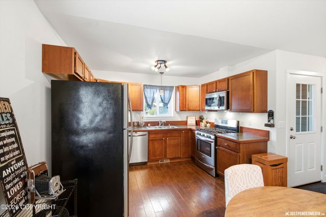1171 S Irwin Road, Palmer, AK 99645