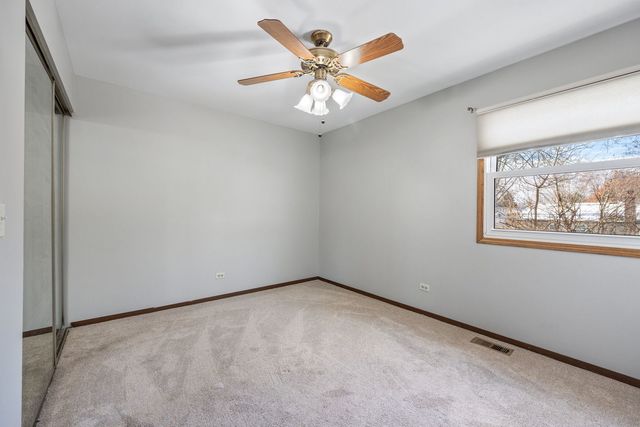 5S710 Steeple Run Drive, Naperville, IL 60540