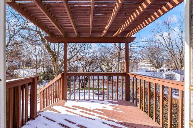 5S710 Steeple Run Drive, Naperville, IL 60540