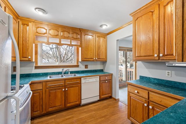 5S710 Steeple Run Drive, Naperville, IL 60540