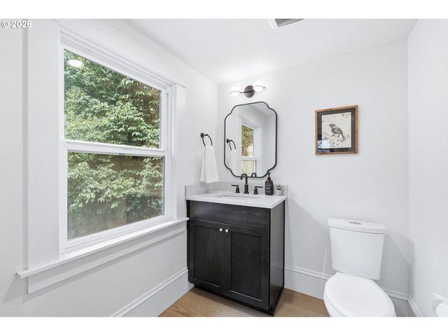 2125 Nw 33rd Ave, Portland, OR 97210