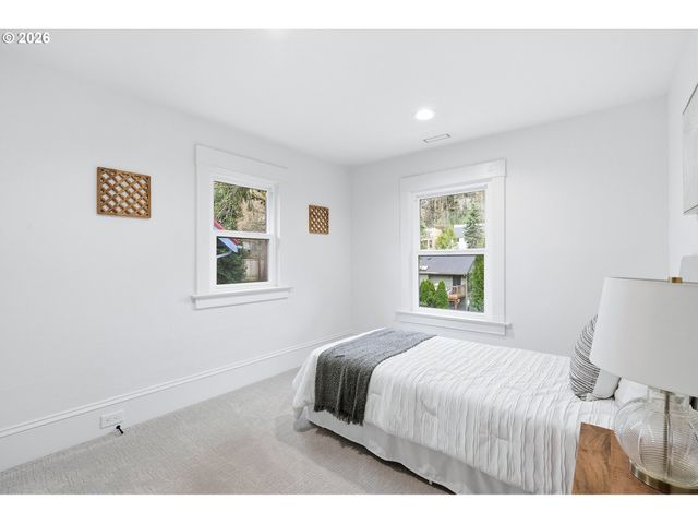 2125 Nw 33rd Ave, Portland, OR 97210