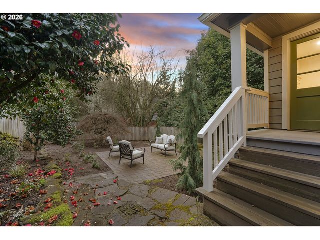 2125 Nw 33rd Ave, Portland, OR 97210