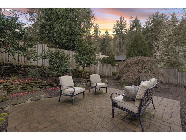 2125 Nw 33rd Ave, Portland, OR 97210