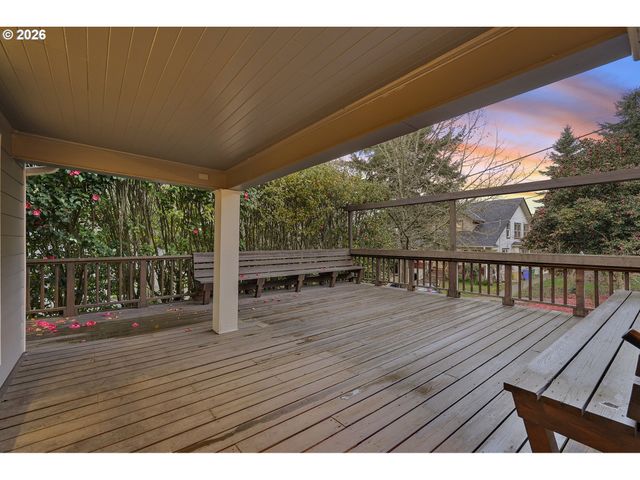 2125 Nw 33rd Ave, Portland, OR 97210