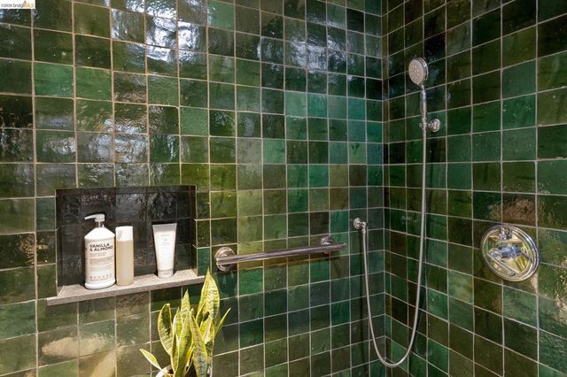 73 Oakmont Ave, Piedmont, CA 94610