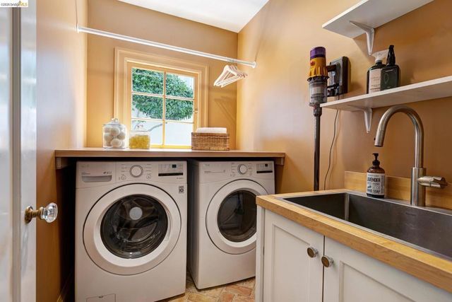 73 Oakmont Ave, Piedmont, CA 94610