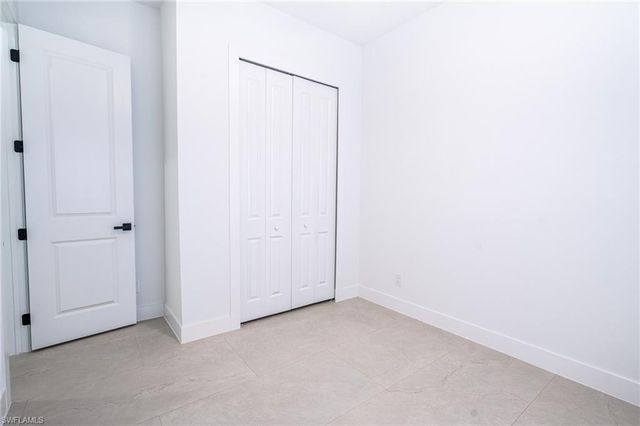 1142 ECLIPSE ST E, Lehigh Acres, FL 33974