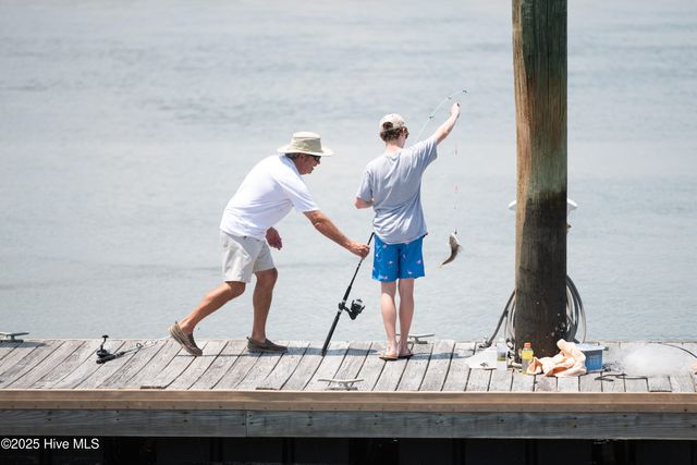 2071 Rosin Drive, Southport, NC 28461