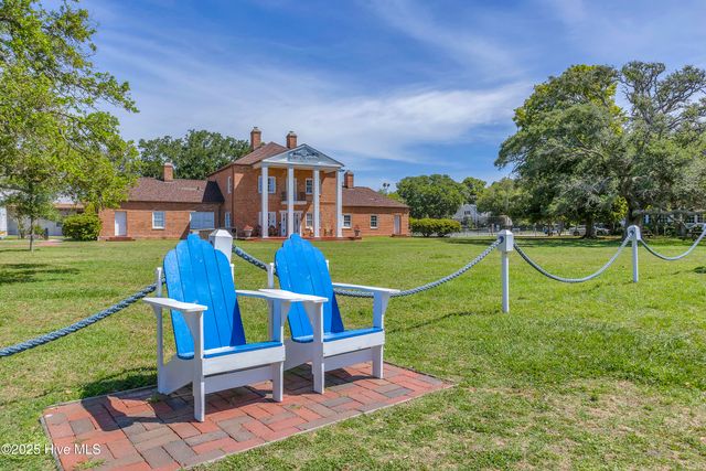 2071 Rosin Drive, Southport, NC 28461