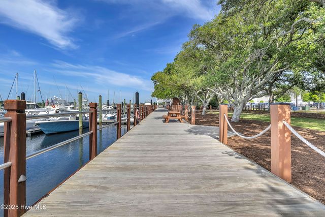 2071 Rosin Drive, Southport, NC 28461