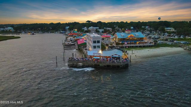 2071 Rosin Drive, Southport, NC 28461