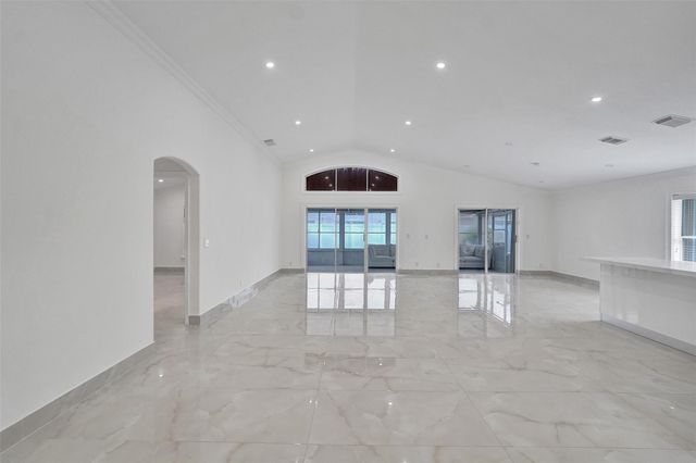 4966 SW 33rd Terrace, Hollywood, FL 33312