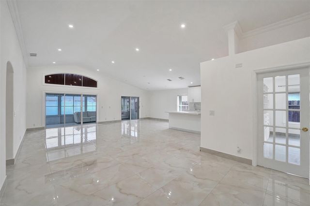 4966 SW 33rd Terrace, Hollywood, FL 33312