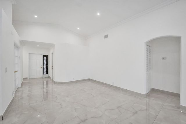4966 SW 33rd Terrace, Hollywood, FL 33312