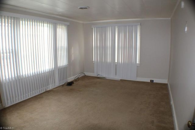 234 Hylton Street, Mount Airy, NC 27030
