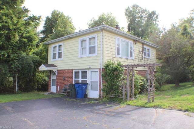 234 Hylton Street, Mount Airy, NC 27030