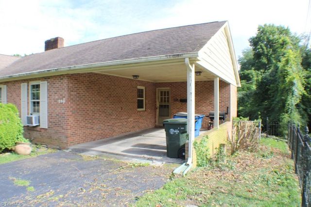 234 Hylton Street, Mount Airy, NC 27030