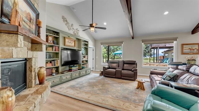 288 Lehne LOOP, Buchanan Dam, TX 78609