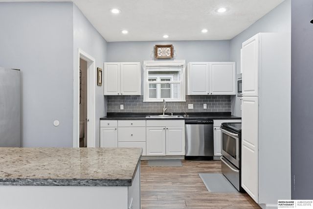 1642 N H Street, Fremont, NE 68025