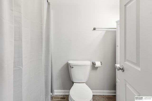 1642 N H Street, Fremont, NE 68025