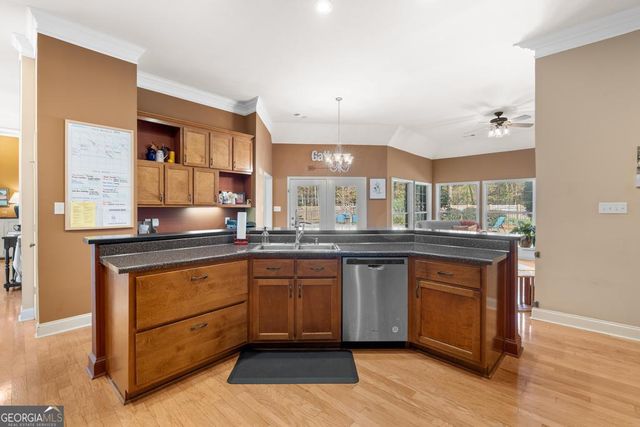 220 Sabre Drive, Bonaire, GA 31005