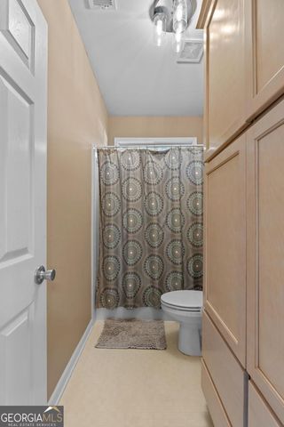 220 Sabre Drive, Bonaire, GA 31005