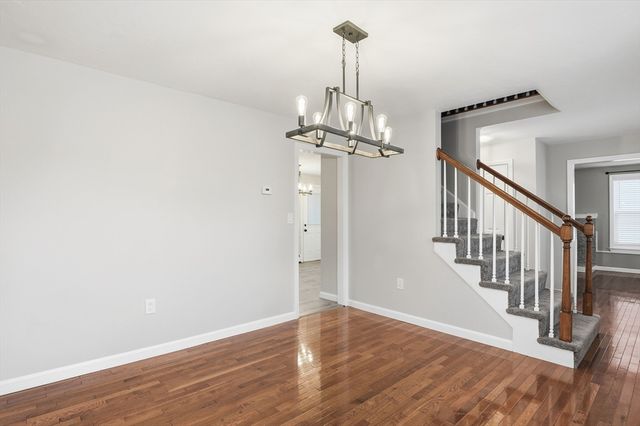 42 Catalpa Cir, Worcester, MA 01603