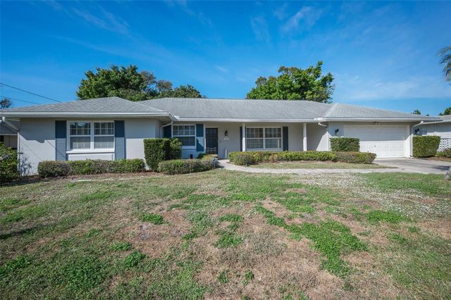 4 HIBISCUS ROAD, Belleair, FL 33756