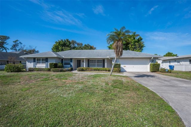 4 HIBISCUS ROAD, Belleair, FL 33756