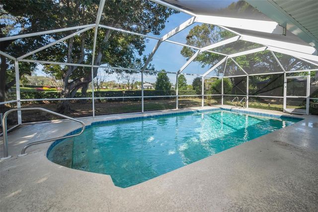 4 HIBISCUS ROAD, Belleair, FL 33756