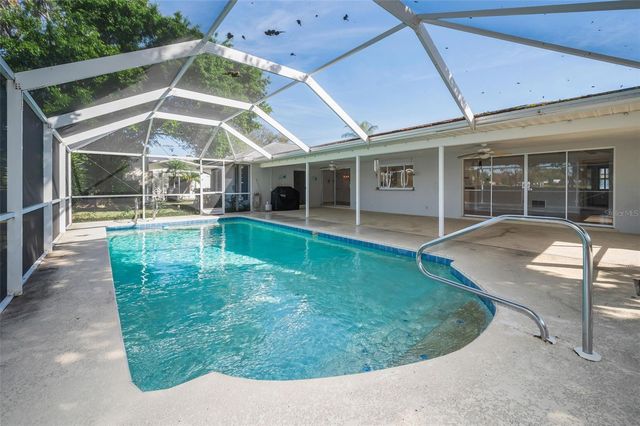 4 HIBISCUS ROAD, Belleair, FL 33756