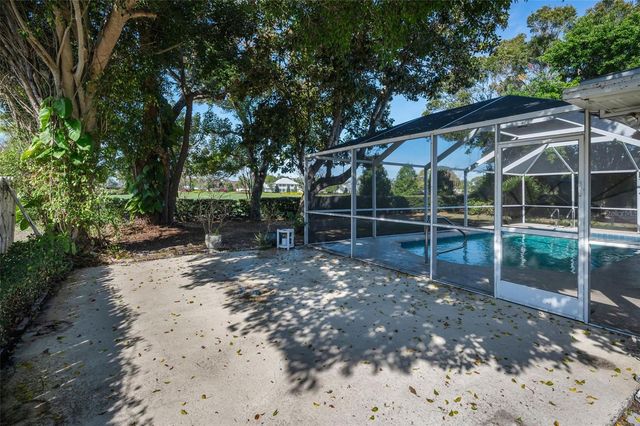 4 HIBISCUS ROAD, Belleair, FL 33756