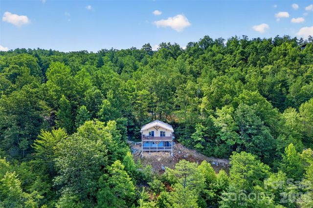 40 E Valley View Drive, Marion, NC 28752