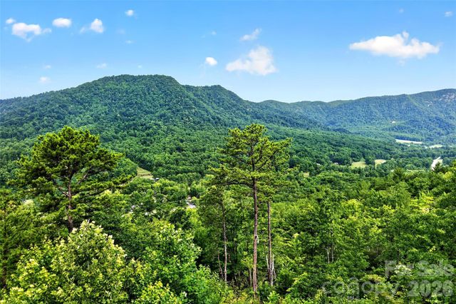 40 E Valley View Drive, Marion, NC 28752