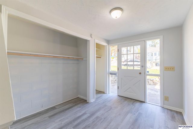 6467 William Street, Omaha, NE 68106