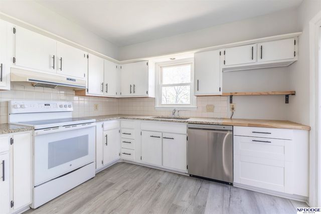 6467 William Street, Omaha, NE 68106